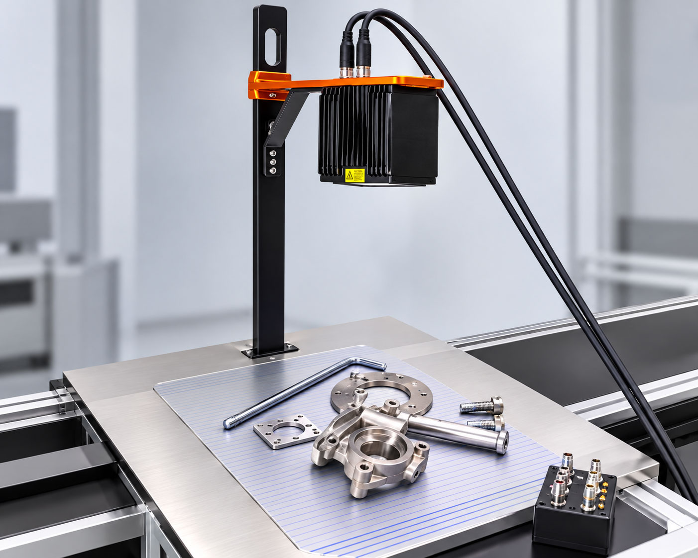Demo HIKROBOT MV-RC-Base-S-W per l'acquisizione 3D di componenti metallici mediante tecnologia a luce strutturata.